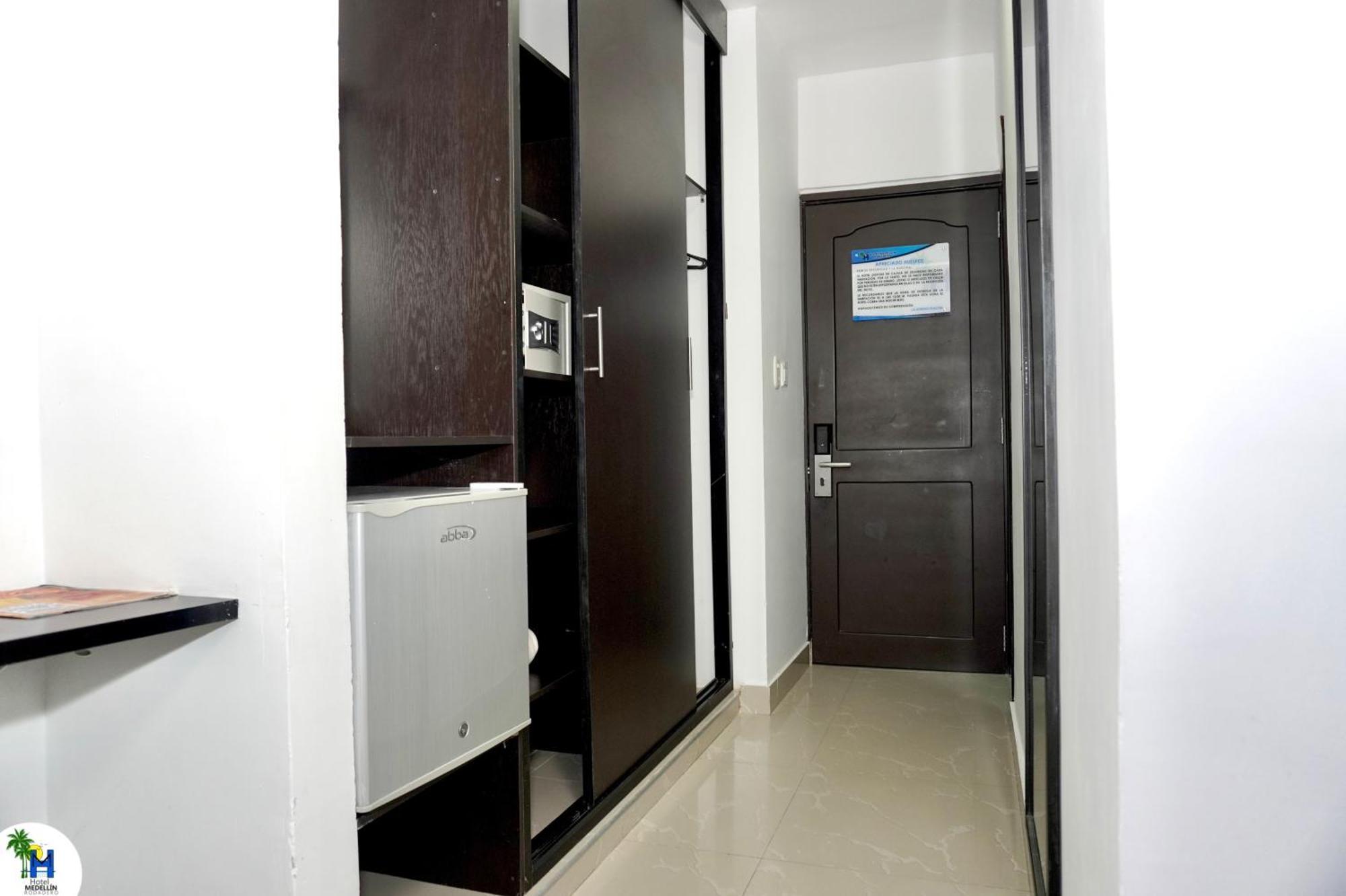 Hotel Medellin Rodadero Gaira Bagian luar foto